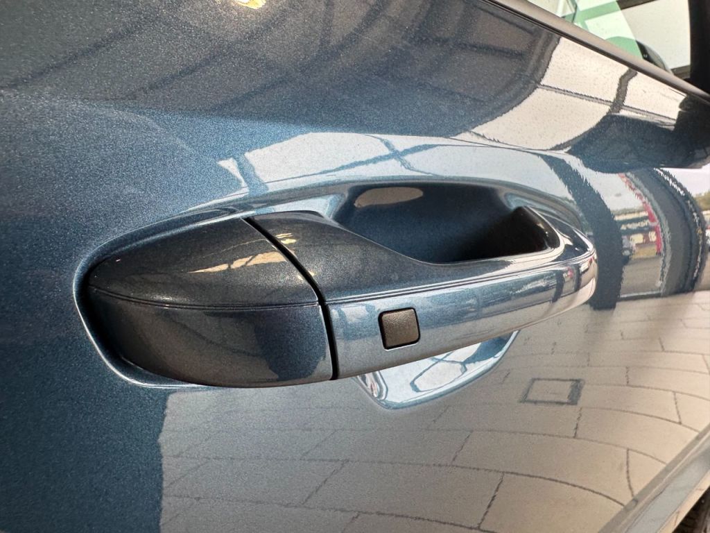 Used Kia Niro 2023 for sale - 76118273: Photo 13