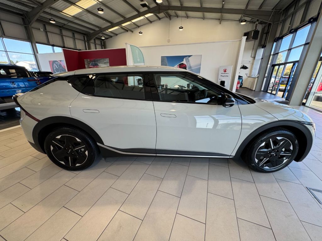 Used Kia EV6 2025 for sale - 76118301: Photo 10