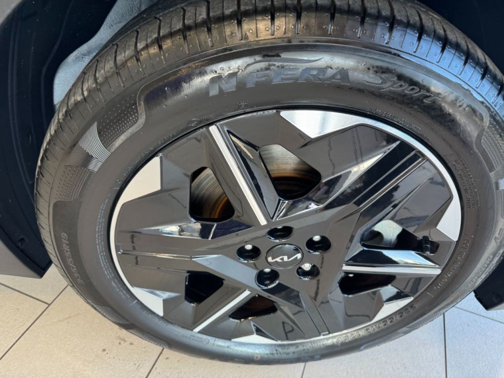 Used Kia EV6 2025 for sale - 76118301: Photo 11