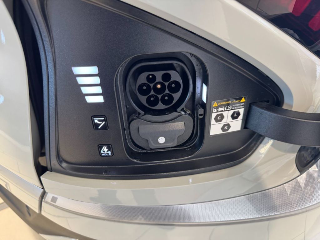 Used Kia EV6 2025 for sale - 76118301: Photo 13