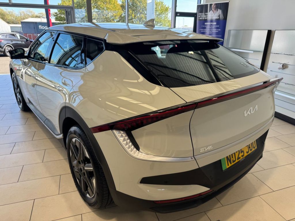 Used Kia EV6 2025 for sale - 76118301: Photo 4