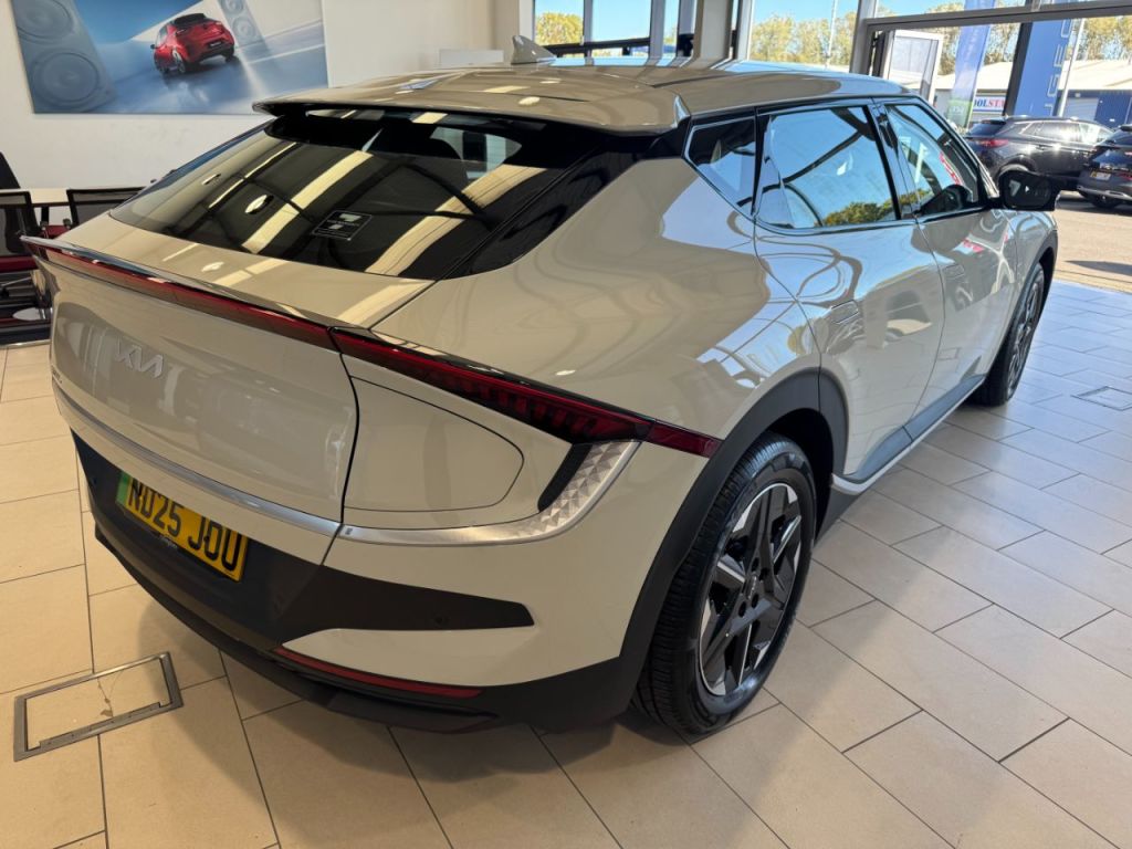 Used Kia EV6 2025 for sale - 76118301: Photo 9