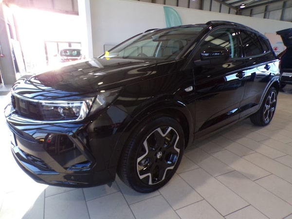Used Vauxhall Grandland 2024 for sale - 76118351: Photo 2