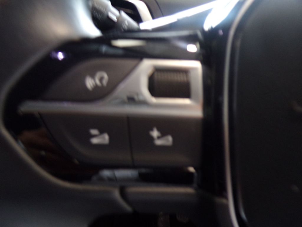 Used Peugeot 5008 2022 for sale - 76118283: Photo 28
