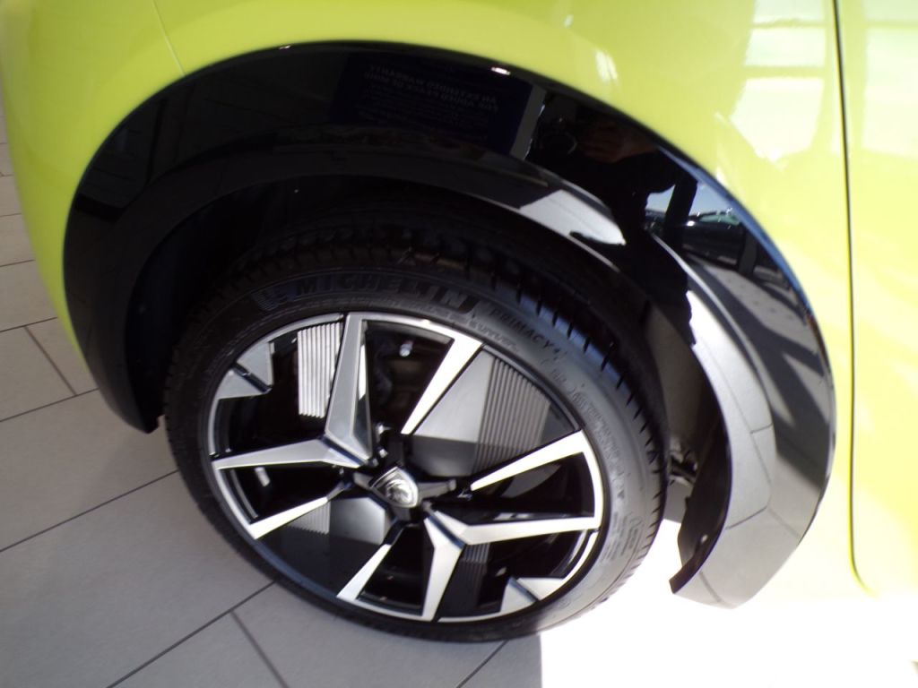 Used Peugeot 208 2024 for sale - 76118223: Photo 10