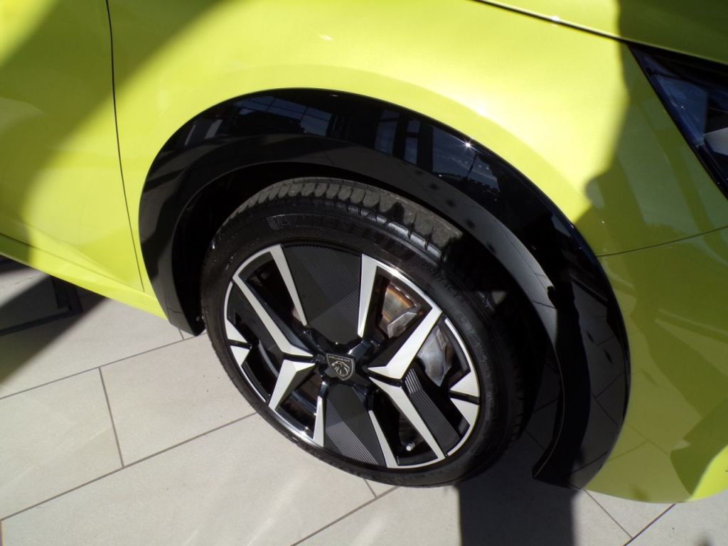 Used Peugeot 208 2024 for sale - 76118223: Photo 9