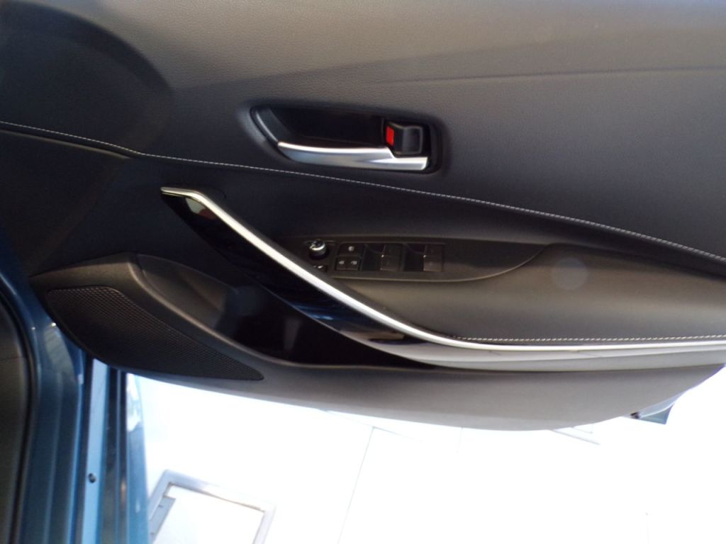 Used Toyota Corolla 2021 for sale - 76118233: Photo 14