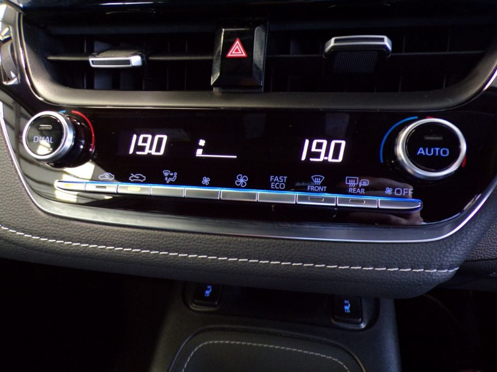 Used Toyota Corolla 2021 for sale - 76118233: Photo 21