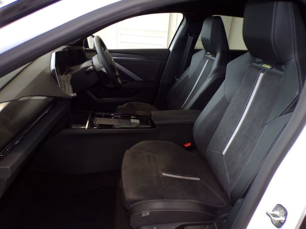 Used Vauxhall Astra 2024 for sale - 76118340: Photo 9