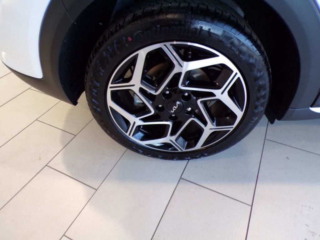 Used Kia XCeed 2025 for sale - 76118228: Photo 12