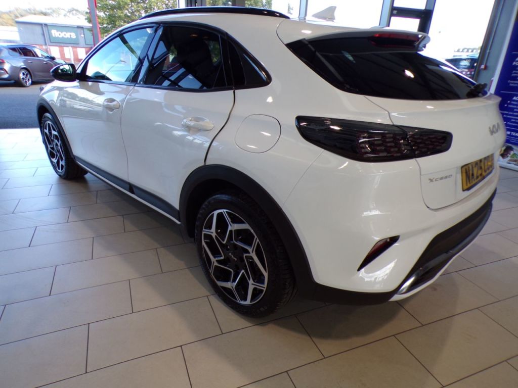 Used Kia XCeed 2025 for sale - 76118228: Photo 3