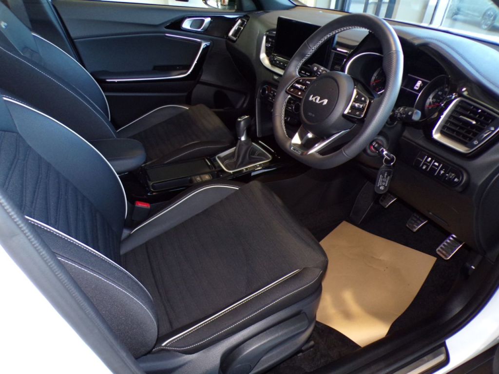 Used Kia XCeed 2025 for sale - 76118228: Photo 4