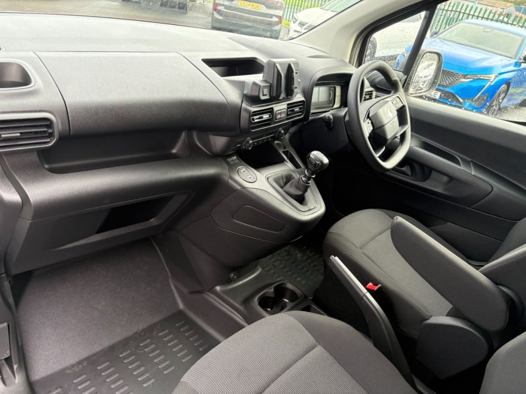 Used Vauxhall Combo 2024 for sale - 76118300: Photo 10