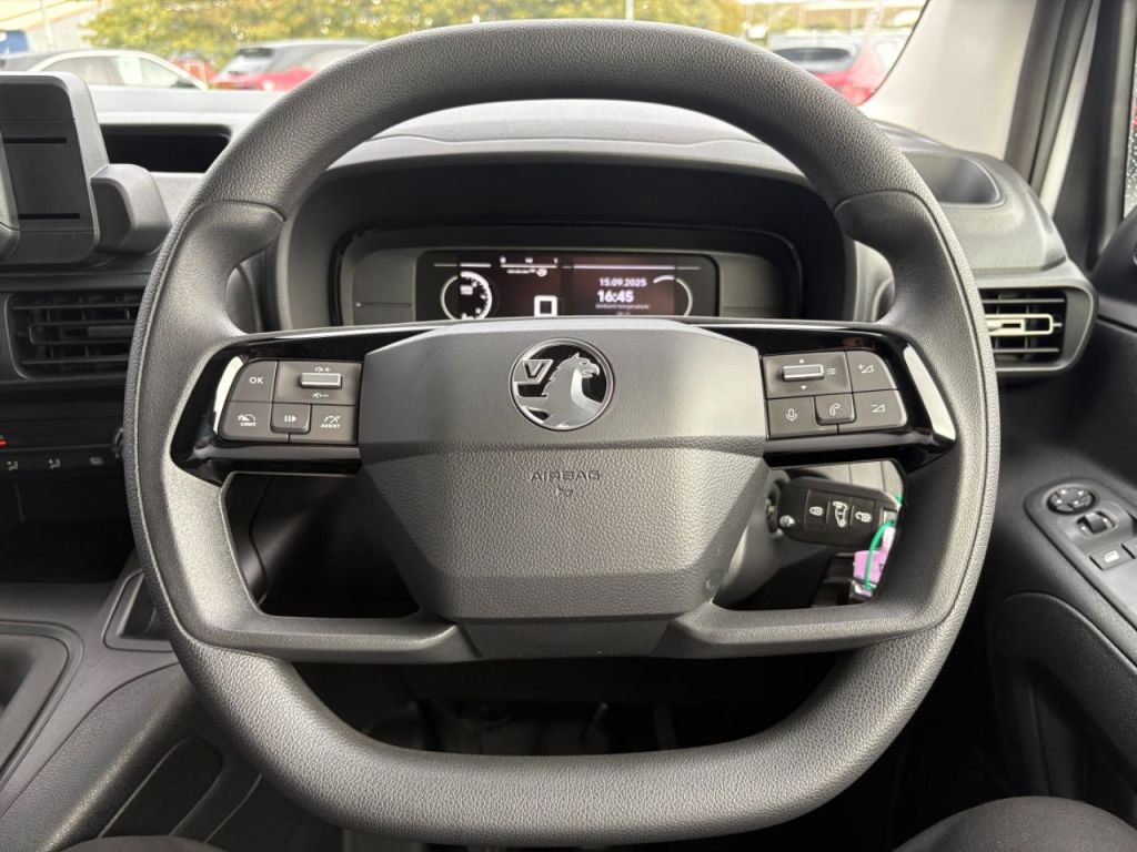 Used Vauxhall Combo 2024 for sale - 76118300: Photo 15