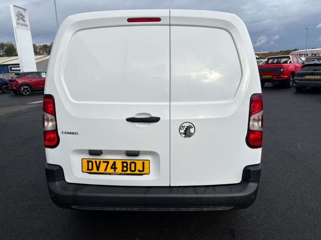 Used Vauxhall Combo 2024 for sale - 76118300: Photo 6