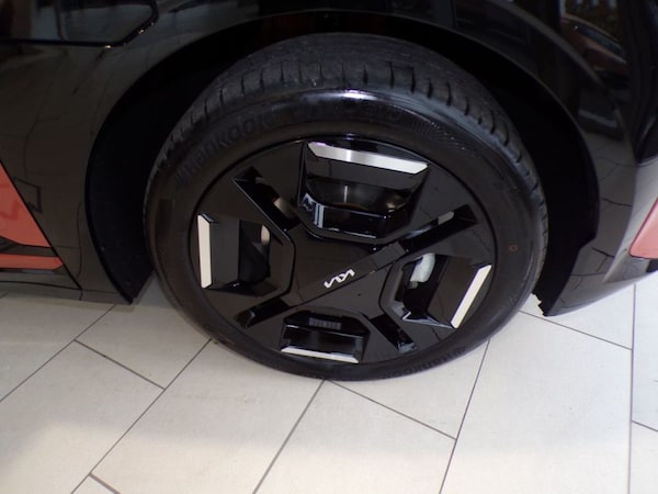 Used Kia EV3 2025 for sale - 76266357: Photo 11