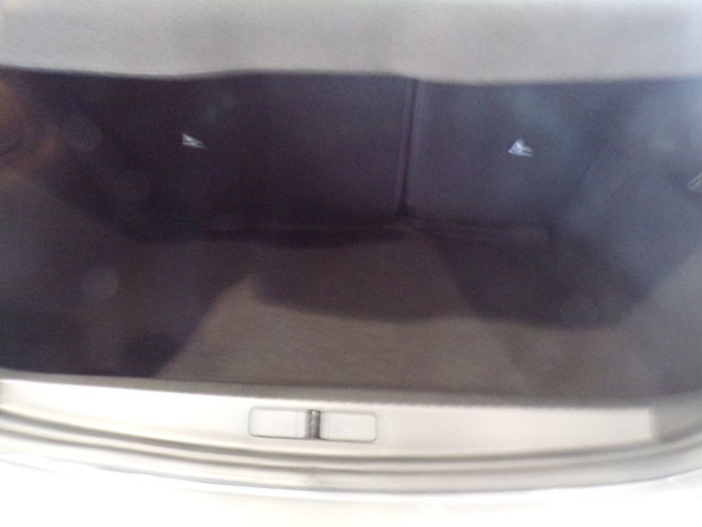 Used Peugeot 208 2024 for sale - 76118323: Photo 15