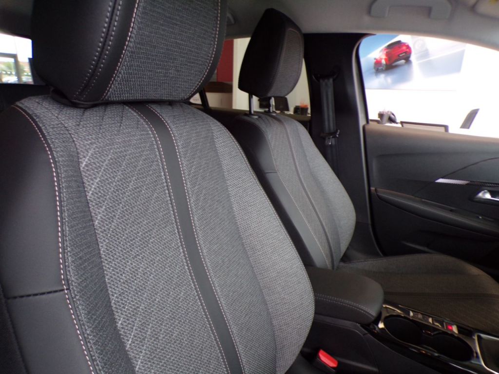 Used Peugeot 208 2024 for sale - 76118323: Photo 17
