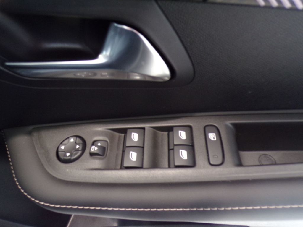 Used Peugeot 208 2024 for sale - 76118323: Photo 20
