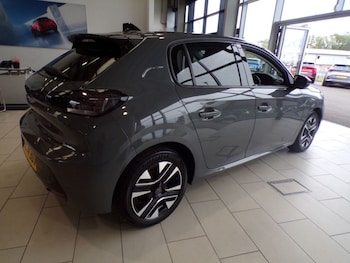 Used Peugeot 208 2024 for sale - 76118323: Photo 4
