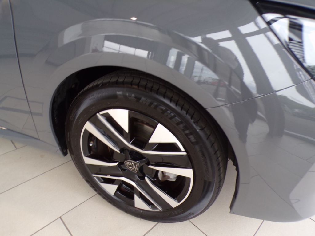 Used Peugeot 208 2024 for sale - 76118323: Photo 9