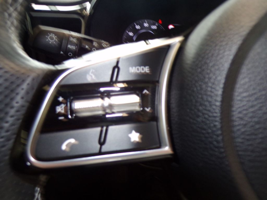 Used Kia XCeed 2023 for sale - 76245054: Photo 28