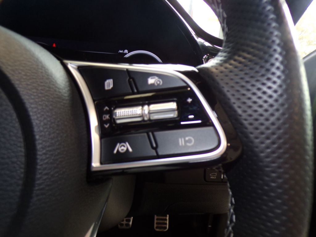 Used Kia XCeed 2023 for sale - 76245054: Photo 29