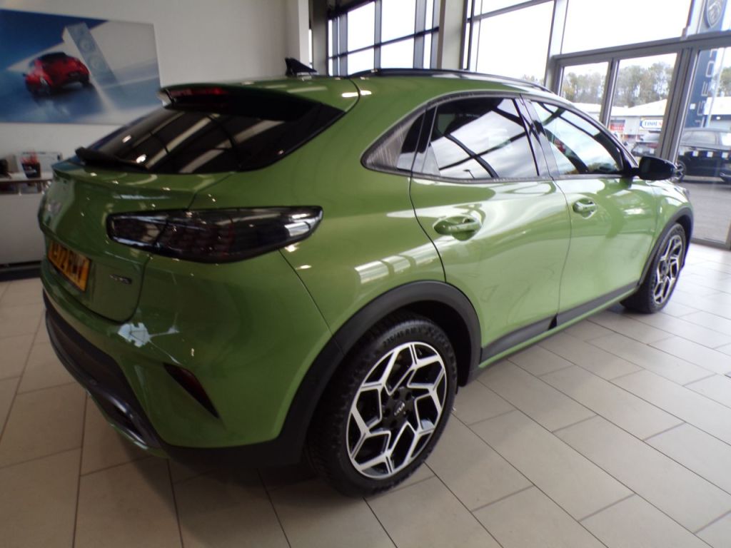 Used Kia XCeed 2023 for sale - 76245054: Photo 4