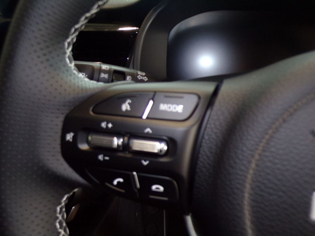 Used Kia Stonic 2025 for sale - 76118320: Photo 20
