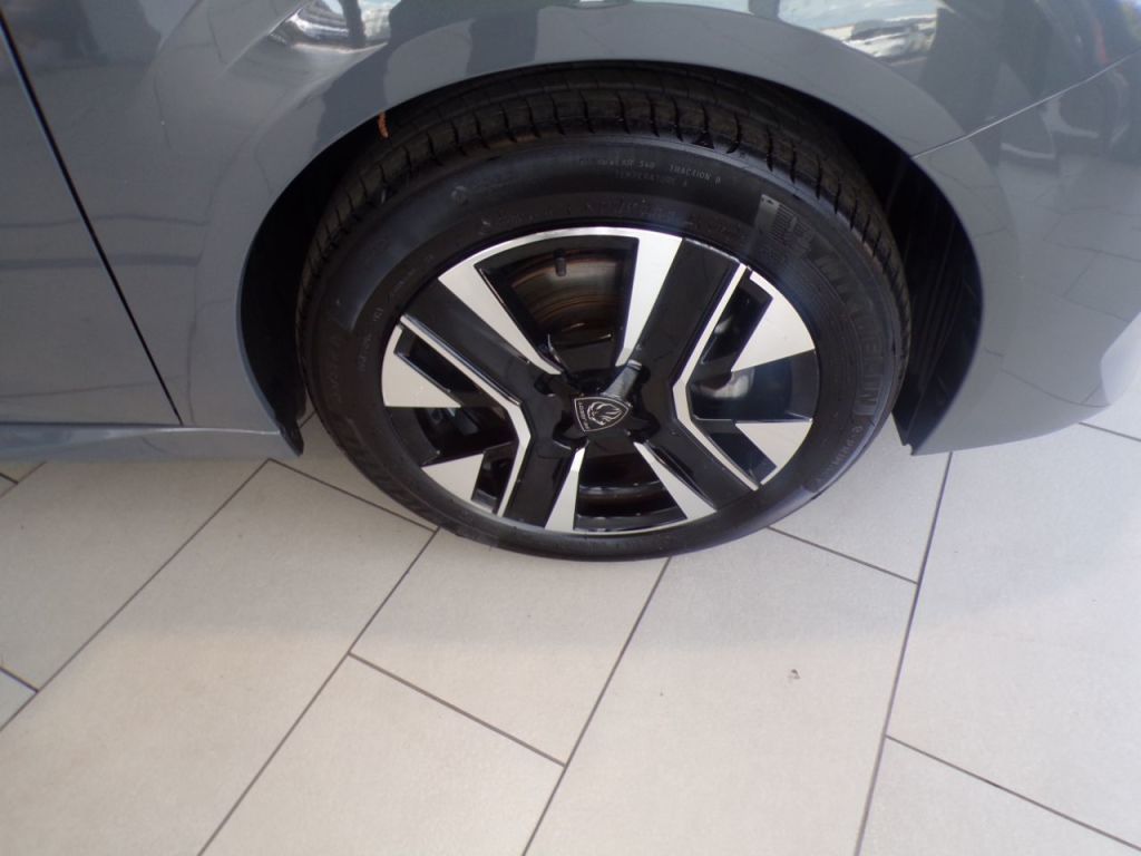 Used Peugeot 208 2024 for sale - 76118293: Photo 11