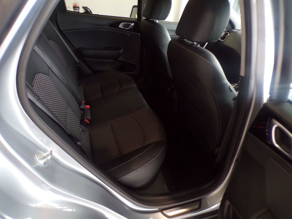 Used Kia Ceed 2022 for sale - 76118280: Photo 37