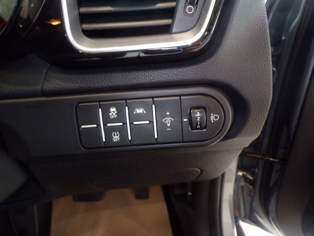 Used Kia Ceed 2022 for sale - 76118280: Photo 41