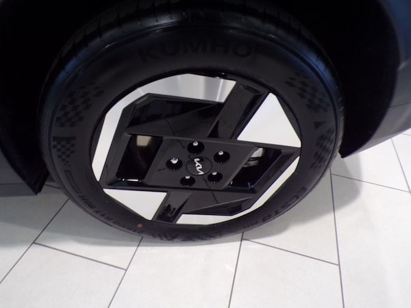 Used Kia EV3 2025 for sale - 76312257: Photo 25
