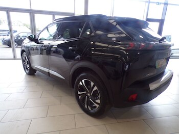 Used Peugeot 2008 2023 for sale - 76118332: Photo