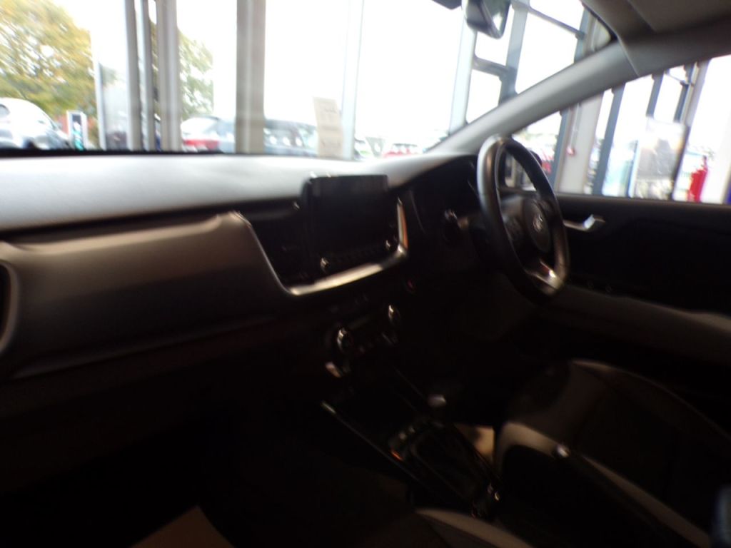 Used Kia Stonic 2021 for sale - 76147232: Photo 20