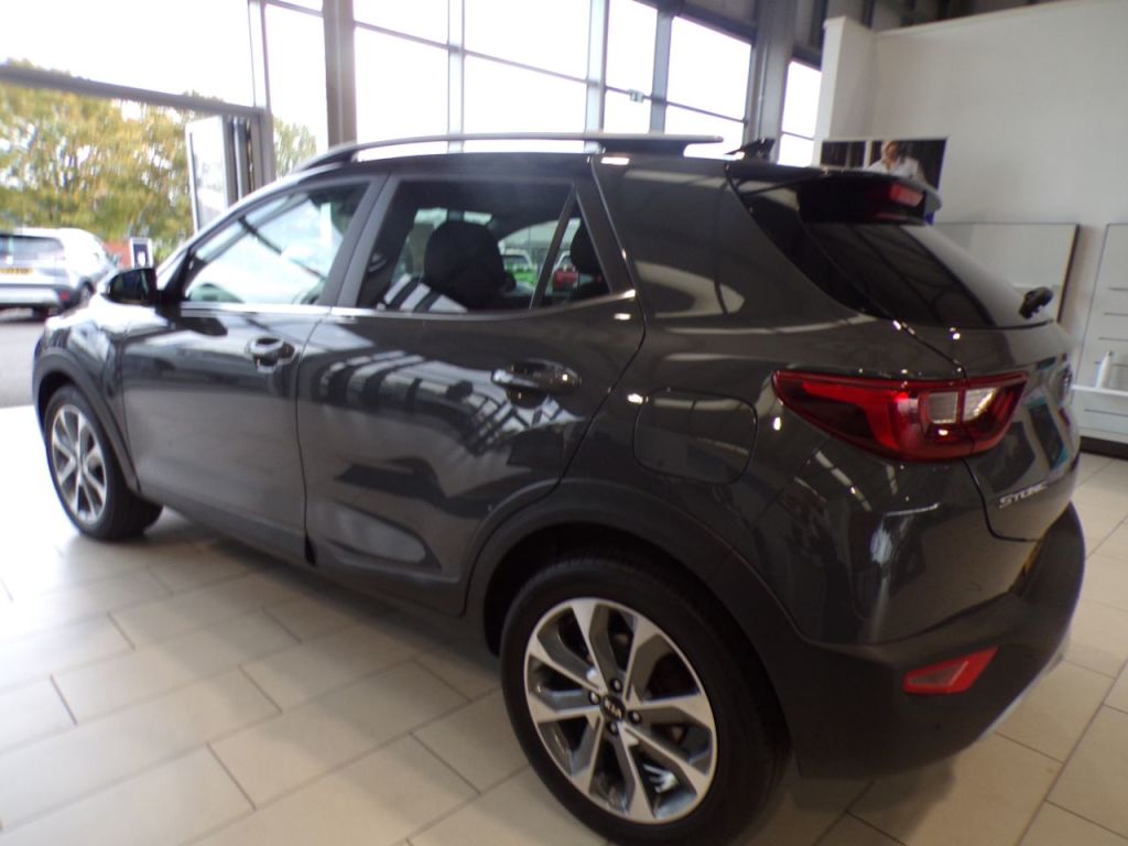 Used Kia Stonic 2021 for sale - 76147232: Photo 6