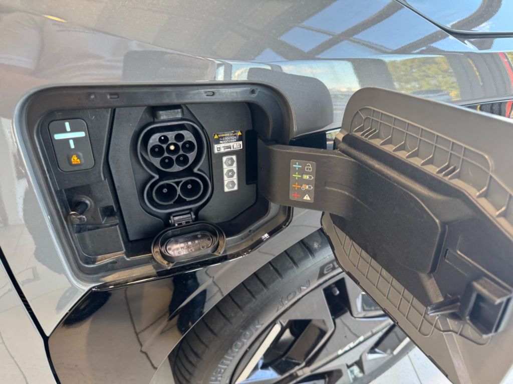 Used Kia EV3 2025 for sale - 76118241: Photo 13
