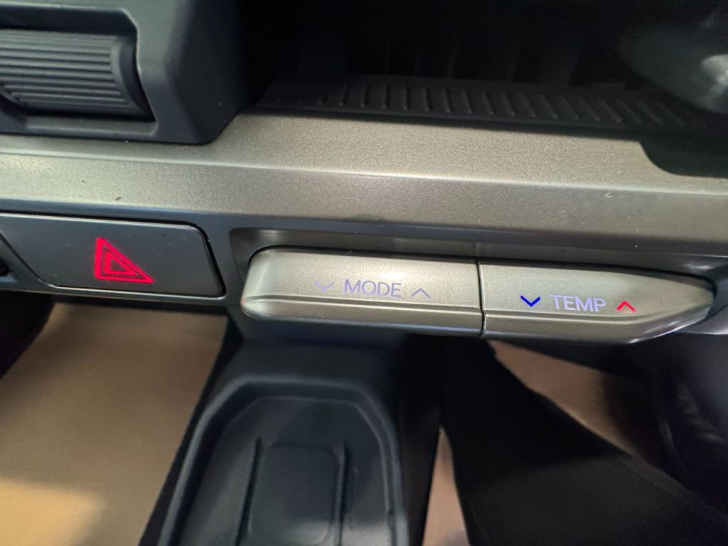 Used Kia EV3 2025 for sale - 76118241: Photo 42
