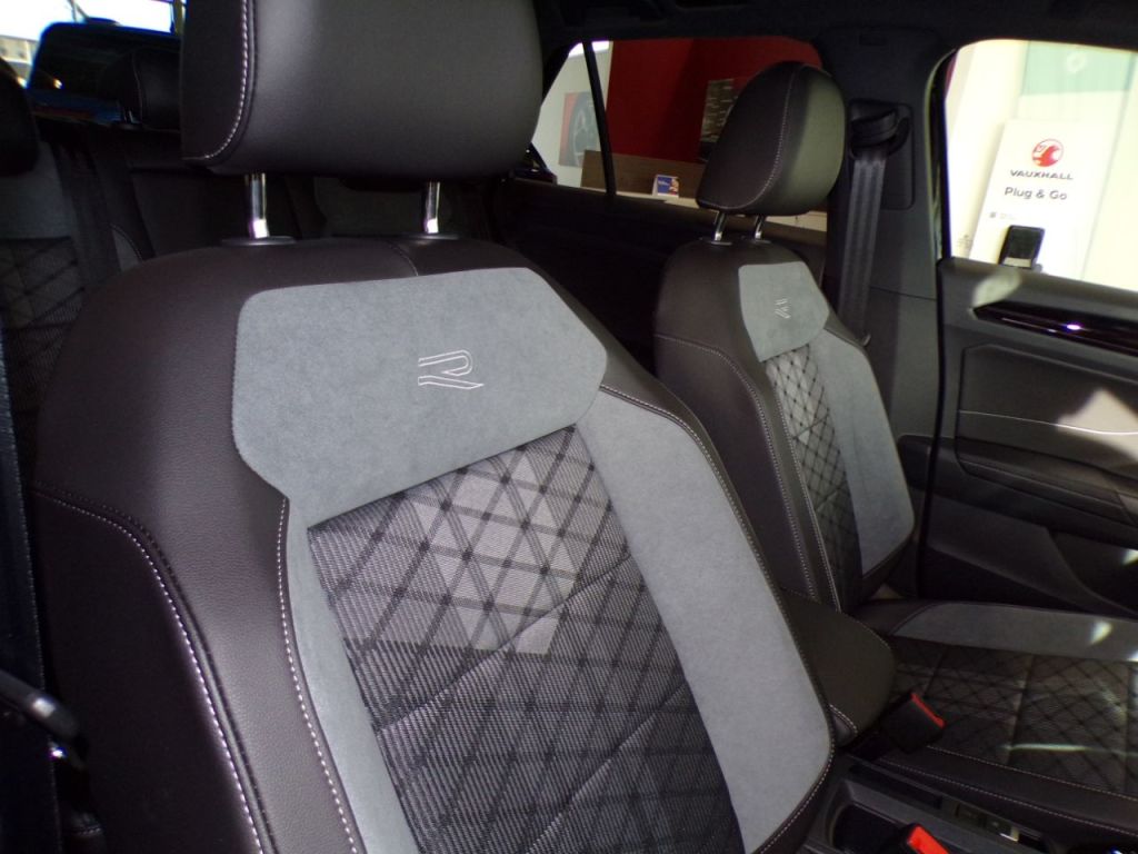 Used Volkswagen T-Roc 2025 for sale - 76363183: Photo 19