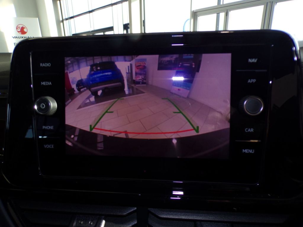 Used Volkswagen T-Roc 2025 for sale - 76363183: Photo 24