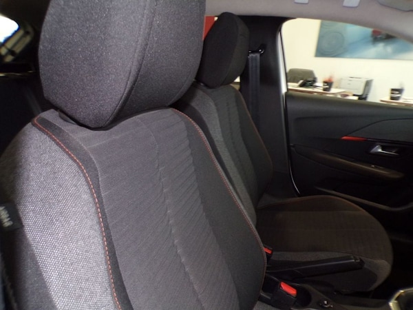 Used Peugeot 208 2022 for sale - 76303233: Photo 18