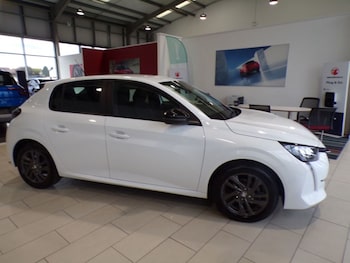 Peugeot - 208