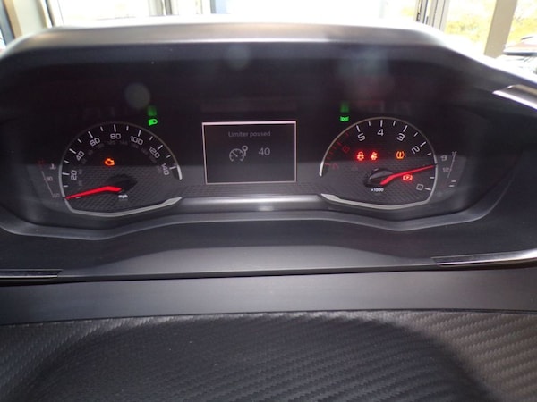 Used Peugeot 208 2022 for sale - 76303233: Photo 26