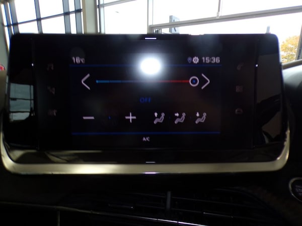 Used Peugeot 208 2022 for sale - 76303233: Photo 28