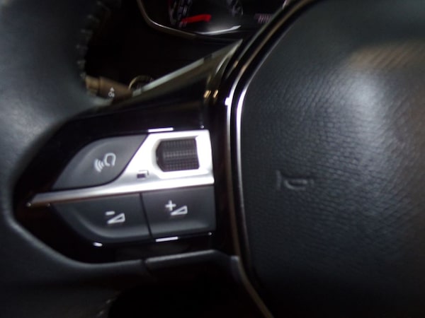 Used Peugeot 208 2022 for sale - 76303233: Photo 30