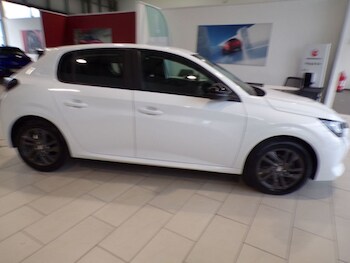 Used Peugeot 208 2022 for sale - 76303233: Photo 3
