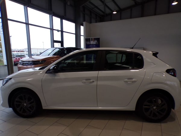 Used Peugeot 208 2022 for sale - 76303233: Photo 7