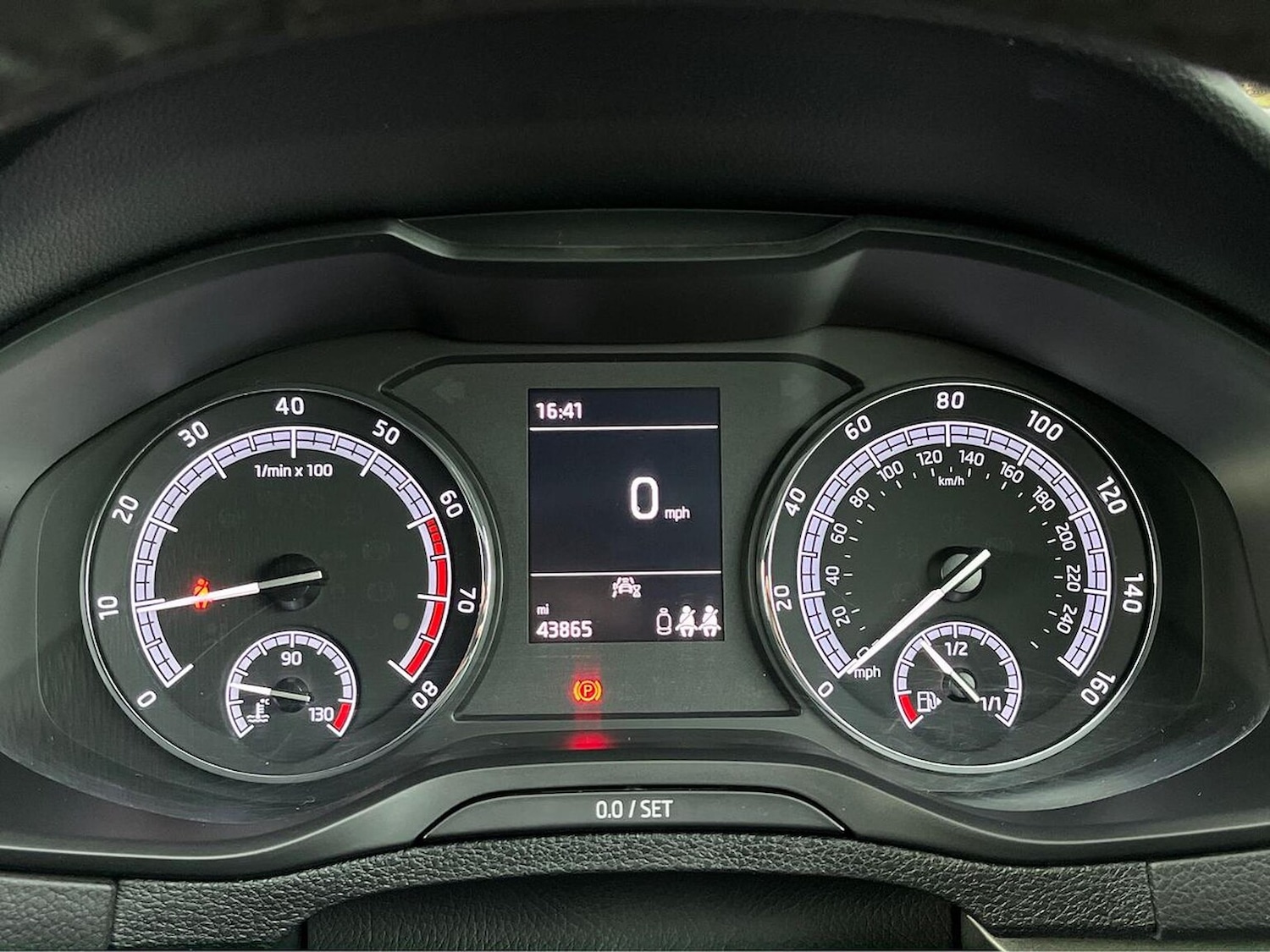 Used Skoda Karoq 2019 for sale - 76324644: Photo 10