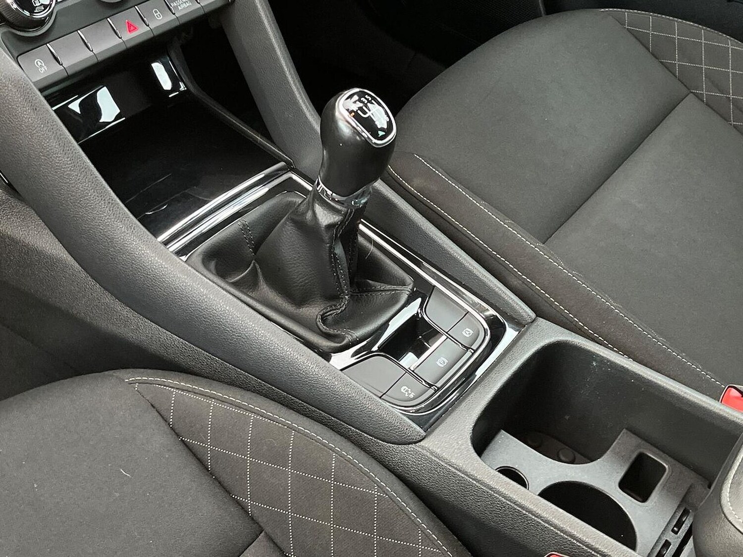 Used Skoda Karoq 2019 for sale - 76324644: Photo 13