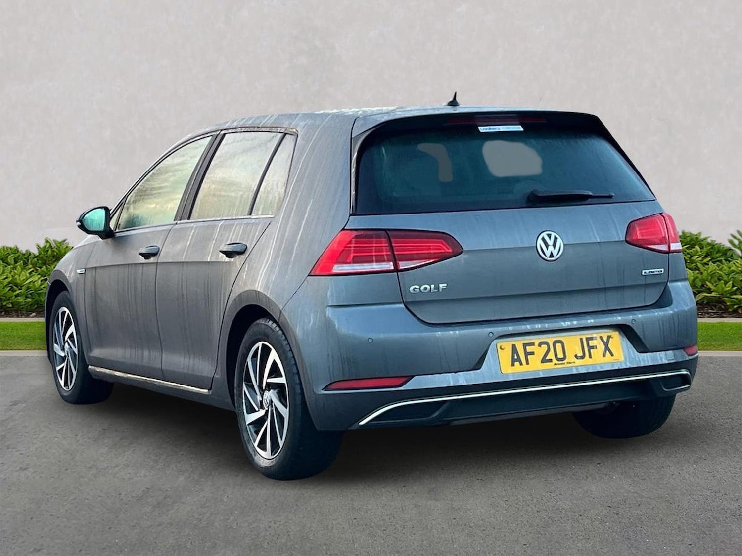 Used Volkswagen Golf 2020 for sale - 77001847: Photo 2